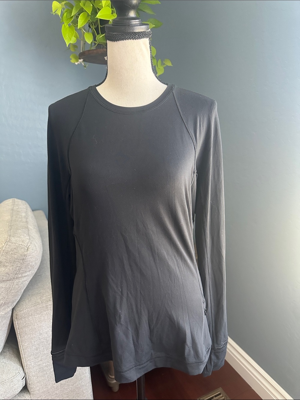 Lululemon warm Women’s Black Long-Sleeve Performance Top